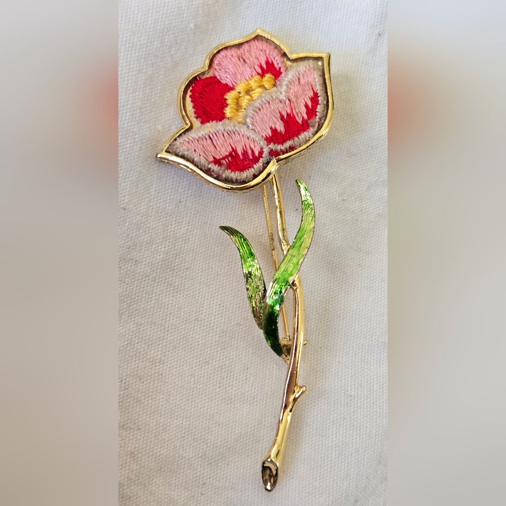 Vintage Embroidered Rose Flower Brooch w/ Gold-Tone Stem